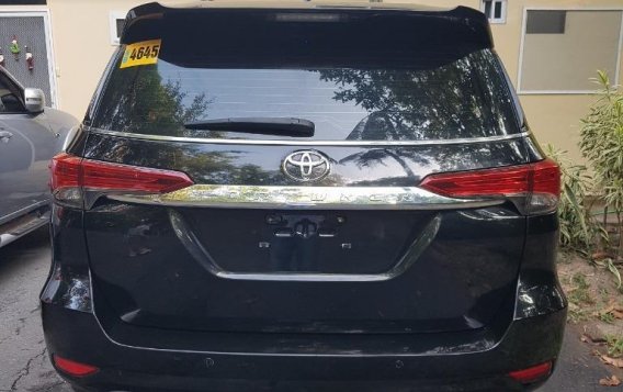Black Toyota Fortuner 2017 for sale in Manila-3