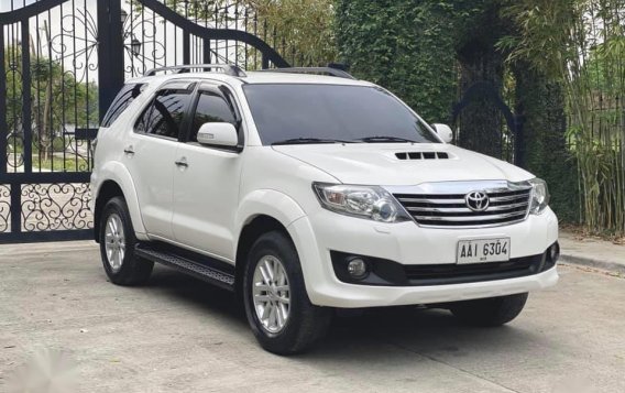 Sell White 2014 Toyota Fortuner in Norzagaray-1