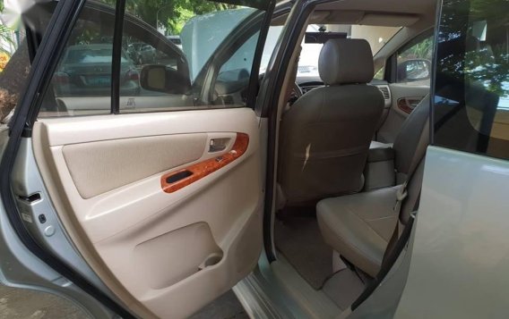 Silver Toyota Innova 2007 for sale in Davao-2