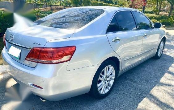 Selling Silver Toyota Camry 2011 in Makati City-5