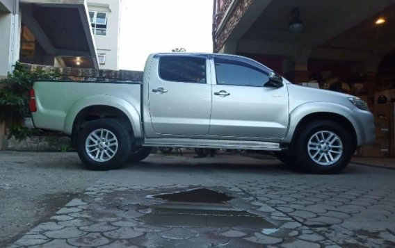 Silver Toyota Hilux 2014 for sale in Tacloban City-1