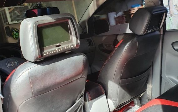 Selling Red Toyota Innova in Manila-8