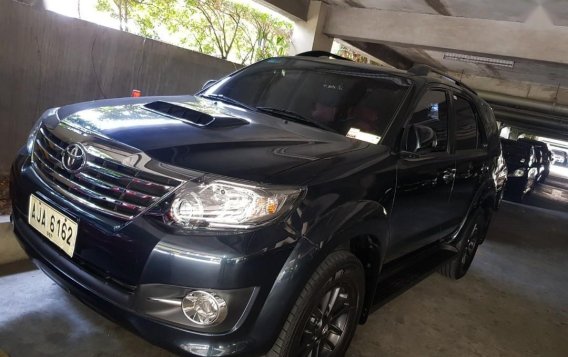 Black Toyota Fortuner 2015 for sale in Manila