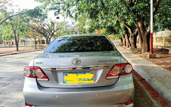 Sell Silver Toyota Corolla altis in Manila-2