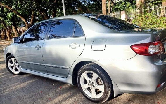 Sell Silver Toyota Corolla altis in Manila-4