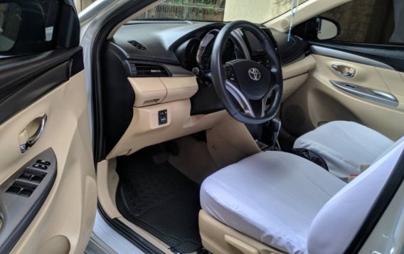 Selling Silver Toyota Vios 2016 Sedan Automatic in Quezon City-5