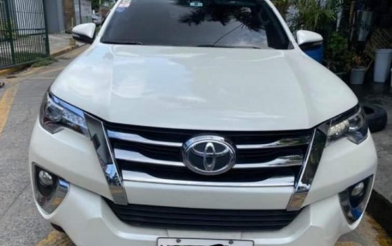 Selling Pearl White Toyota Fortuner 2017 in Pasig City