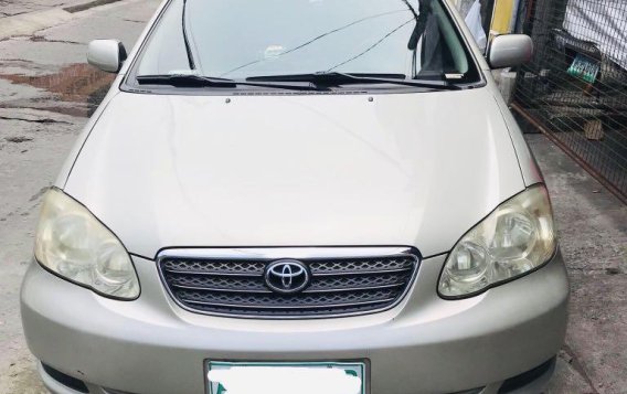 White Toyota Corolla Altis 2006 for sale in Monumento Circle