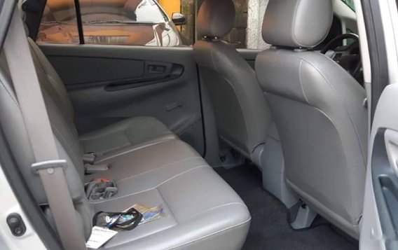 Selling Silver Toyota Innova 2011 SUV / MPV at Manual  in Manila