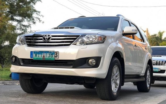 Sell White 2013 Toyota Fortuner SUV / MPV in Manila-5