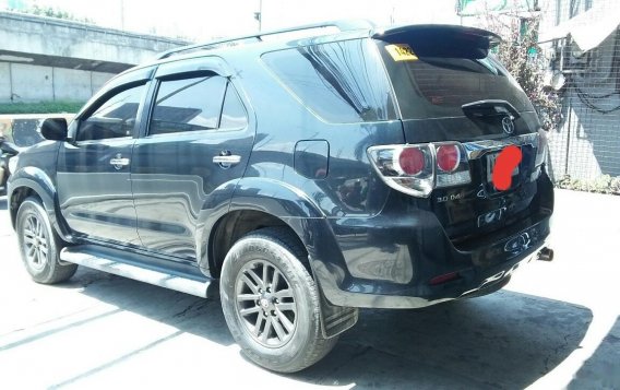 Black Toyota Fortuner 2014 SUV / MPV for sale in Manila-1