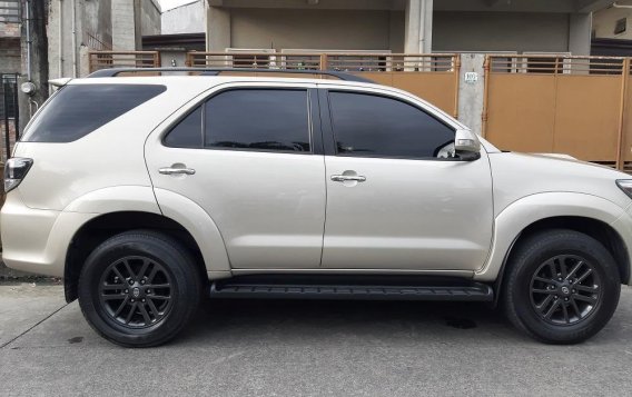 Beige Toyota Fortuner 2014 SUV / MPV for sale in Manila-3