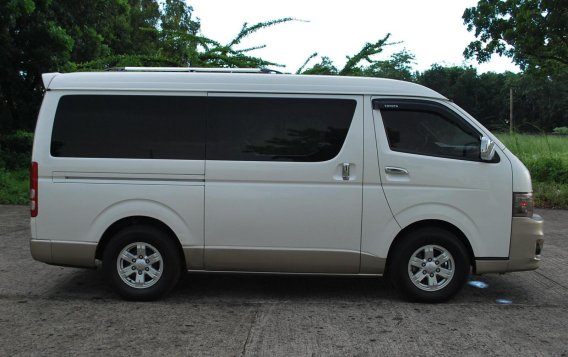 Sell White 2016 Toyota Hiace Van in Manila-3