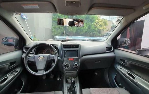 Selling Black Toyota Avanza 2012 in Bacoor-2