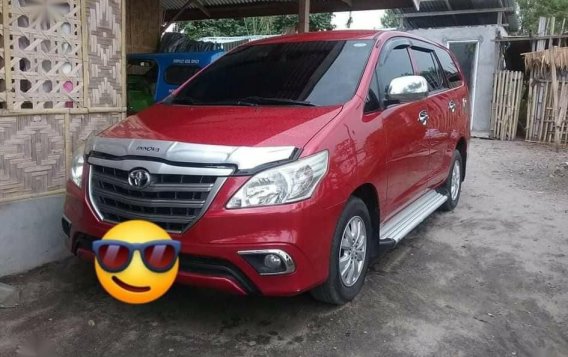 Selling Red Toyota Innova 2015 in Manila-2