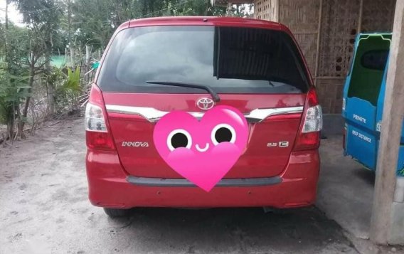 Selling Red Toyota Innova 2015 in Manila-1