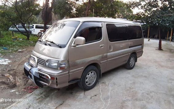 Sell Beige 2005 Toyota Hiace in Valenzuela-4