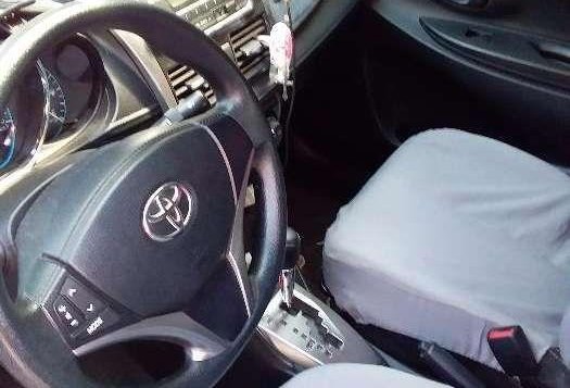 Red Toyota Vios 2015 for sale in Mandaluyong City-7