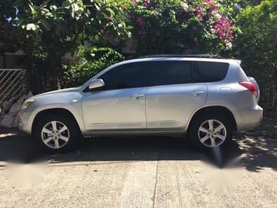 Sell Silver 2007 Toyota Rav4 in Alabang Town Center-2