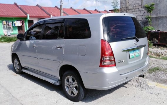 Selling Silver Toyota Innova 2007 in Cabuyao City-1