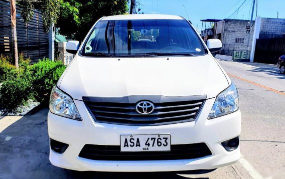 Selling White Toyota Innova 2015 in Guagua-2
