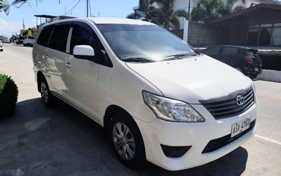 Selling White Toyota Innova 2015 in Guagua-1