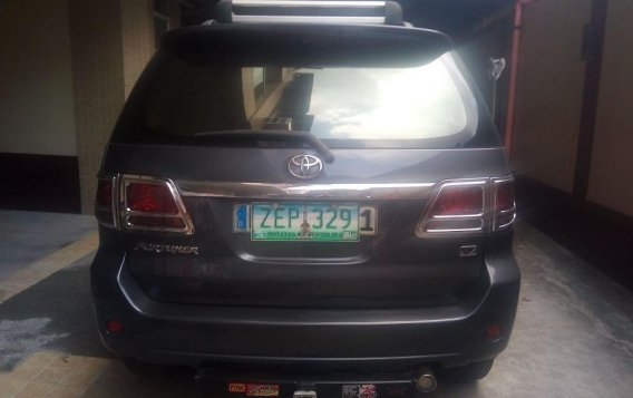 Sell Grey 2006 Toyota Fortuner in Quezon City-3