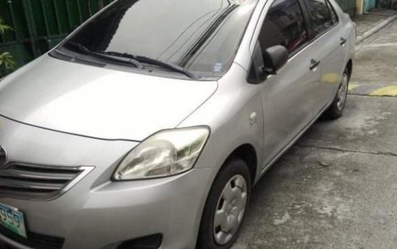 Silver Toyota Vios 2010 for sale in Quezon City-3