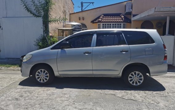Sell Silver 2015 Toyota Innova in Las Pinas-4