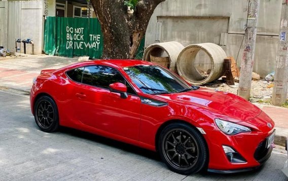 Sell Red 2014 Toyota 86 in Bacoor