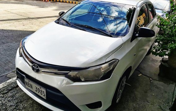 White Toyota Vios 2016 Sedan at 70000 for sale-9