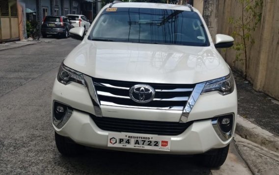 White Toyota Fortuner 2019 for sale in Manila