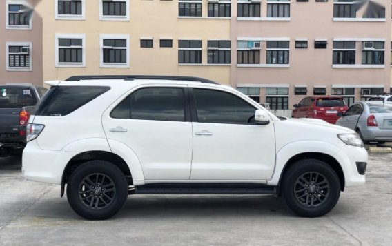White Toyota Fortuner 2014 for sale in Mandaluyong City-5