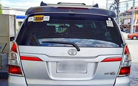 Sell White 2015 Toyota Innova in Quezon City-4