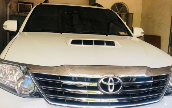 White Toyota Fortuner 2015 for sale in Las Pinas