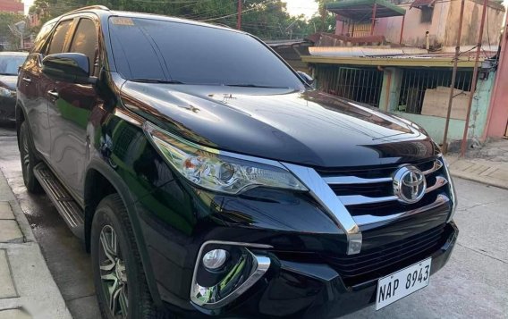 Black Toyota Fortuner 2018 for sale in Cainta-2