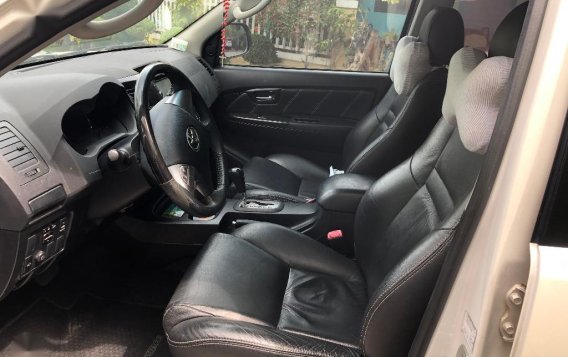 White Toyota Fortuner 2015 for sale in Muntinlupa City-1