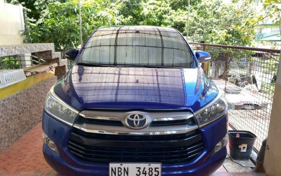 Blue Toyota Innova 2017 for sale in Manila