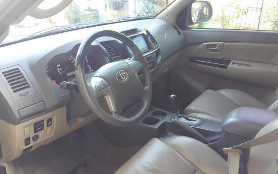 Grey Toyota Fortuner 2018 for sale in Cavite-5