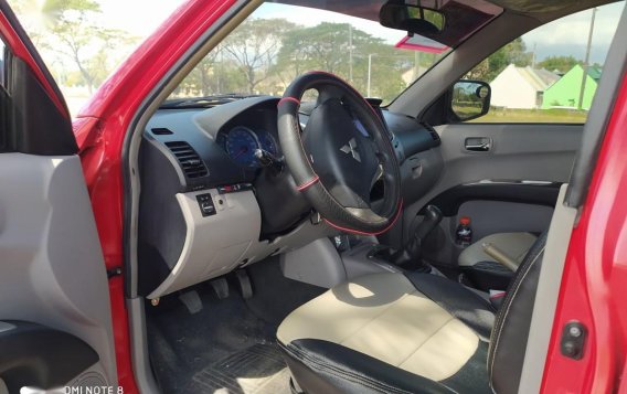 Selling Red Toyota Hilux 2009 in General Trias