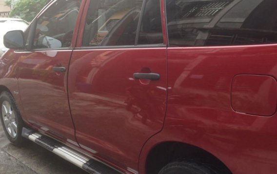 Red Toyota Innova 2007 for sale in Quezon City-5