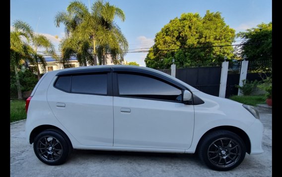 Sell White 2015 Toyota Wigo in Cavite City-3
