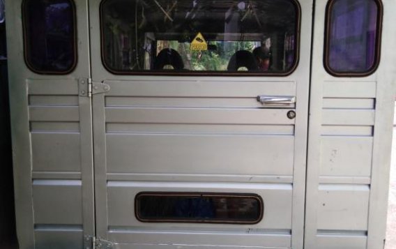 Sell White 1993 Toyota Tamaraw in Quezon City-3