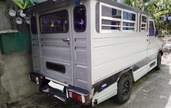 Sell White 1993 Toyota Tamaraw in Quezon City-5