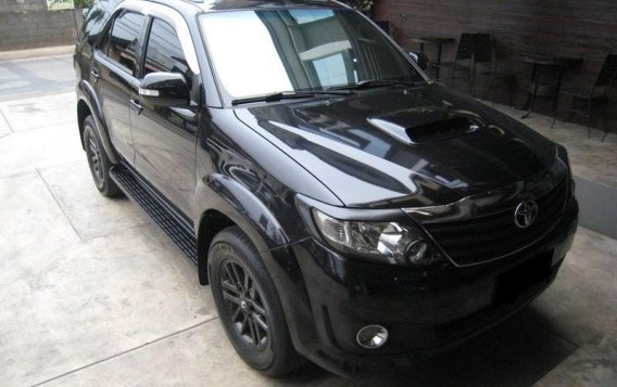 Selling Grey Toyota Fortuner 2014 in Manila