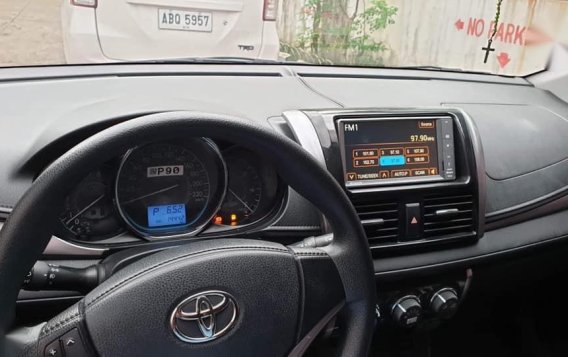 Selling Orange Toyota Vios 2018 in Muntinlupa-3