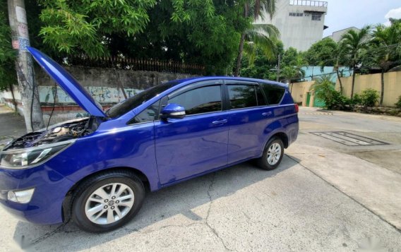 Sell Blue 2017 Toyota Innova in Manila-7