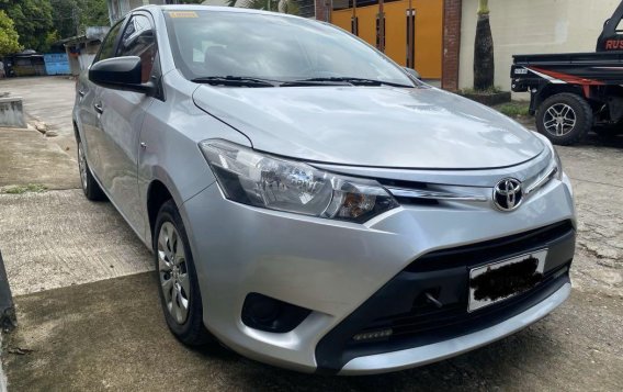 Selling SIlver Toyota Vios 2016 in Manila-2