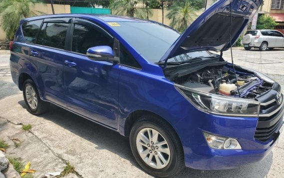 Sell Blue 2017 Toyota Innova in Manila-2