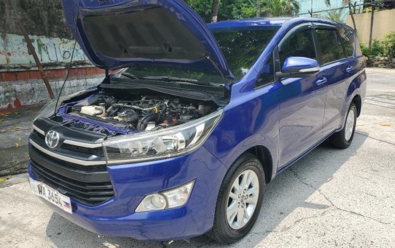 Sell Blue 2017 Toyota Innova in Manila-4